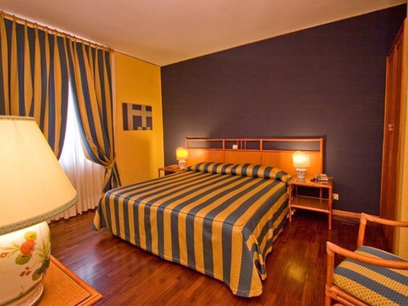 Hotel Laurentia Roma Dış mekan fotoğraf