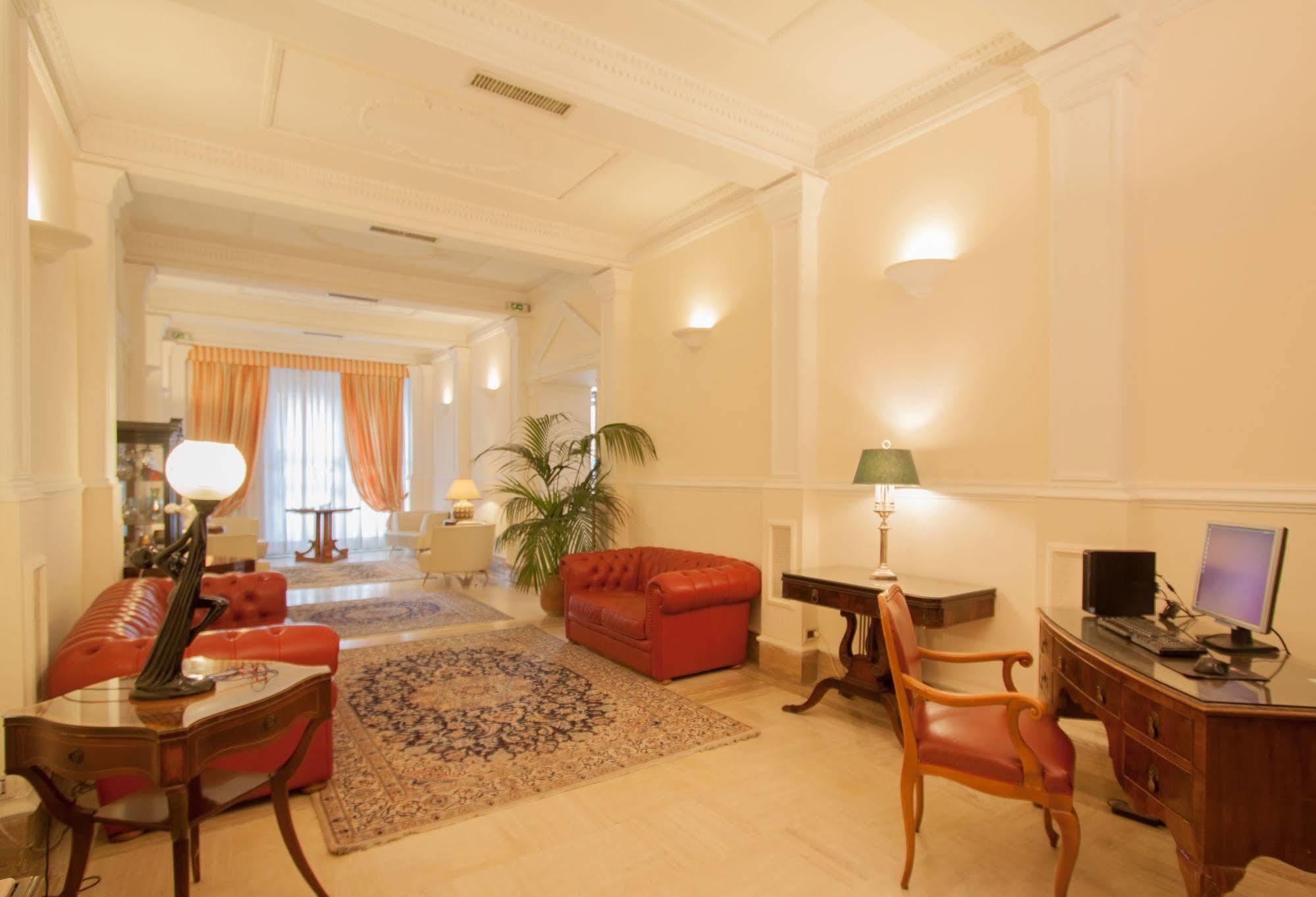 Hotel Laurentia Roma Dış mekan fotoğraf