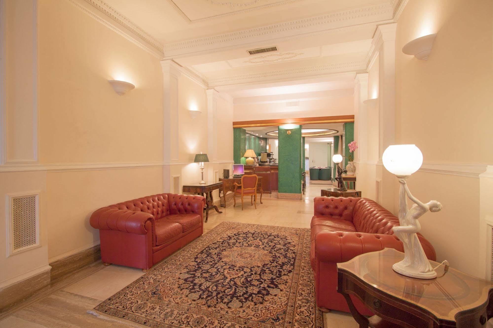 Hotel Laurentia Roma Dış mekan fotoğraf